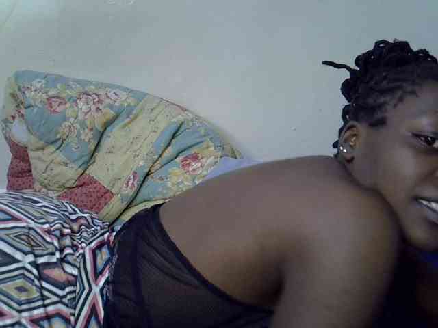 juicy-bella webcam