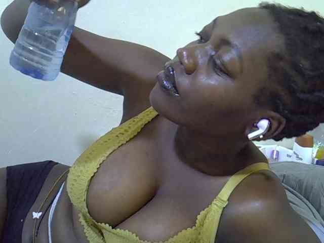 juicy-bella webcam