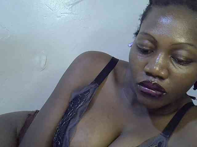 juicy-bella webcam