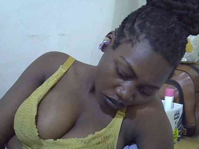 juicy-bella webcam