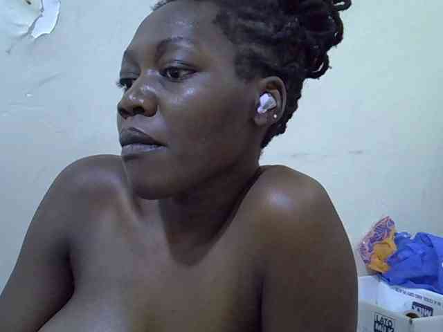 juicy-bella webcam