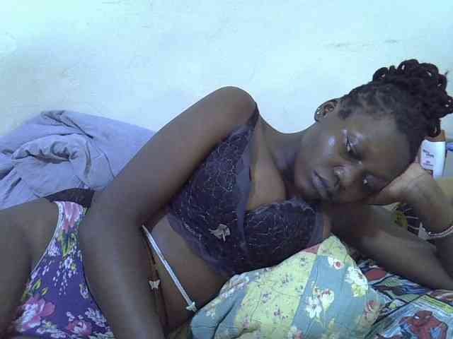 juicy-bella webcam