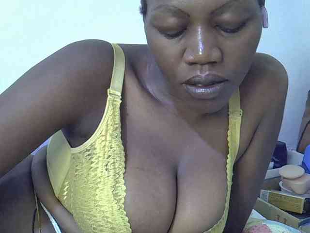 juicy-bella webcam