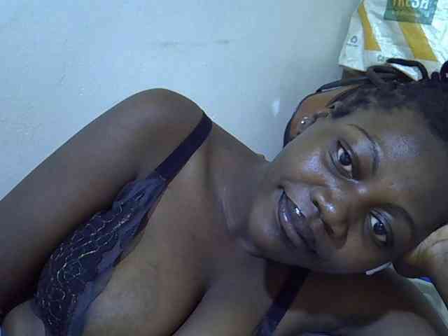 juicy-bella webcam
