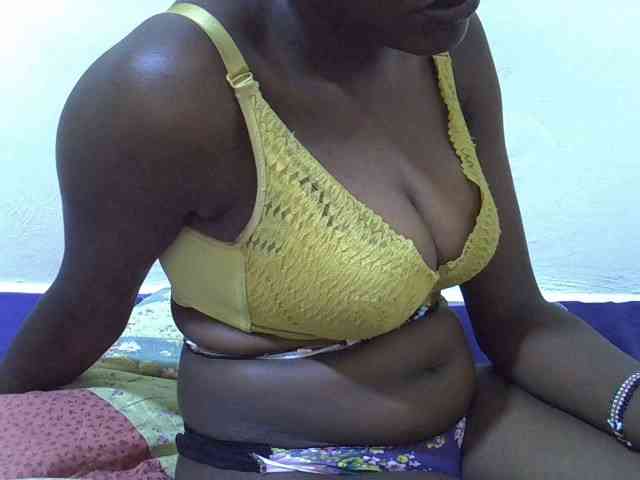 juicy-bella webcam