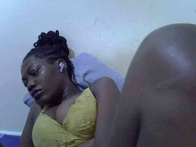 juicy-bella webcam