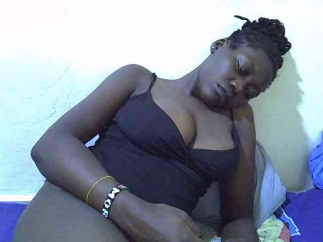juicy-bella webcam