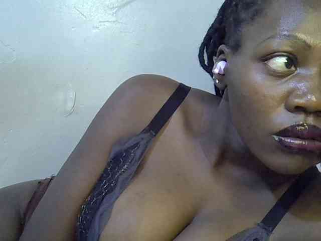 juicy-bella webcam