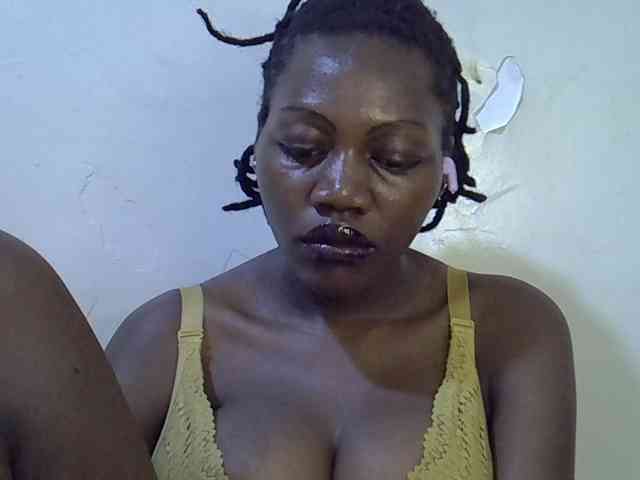 juicy-bella webcam