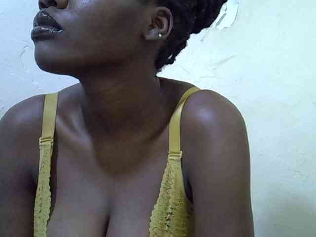juicy-bella webcam