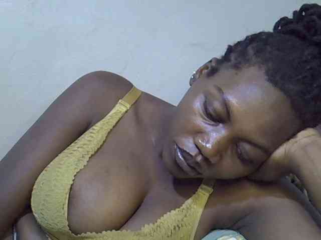 juicy-bella webcam