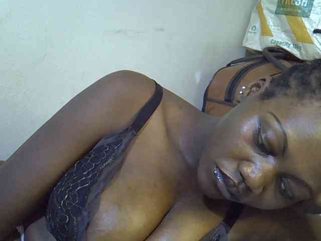 juicy-bella webcam