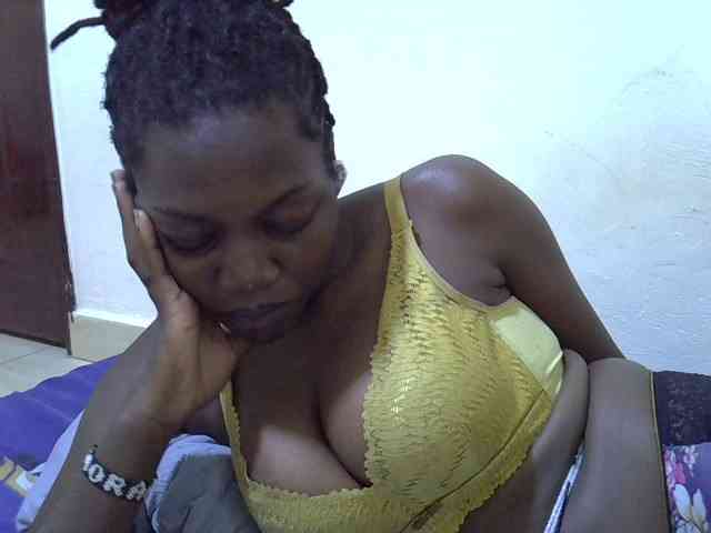 juicy-bella webcam