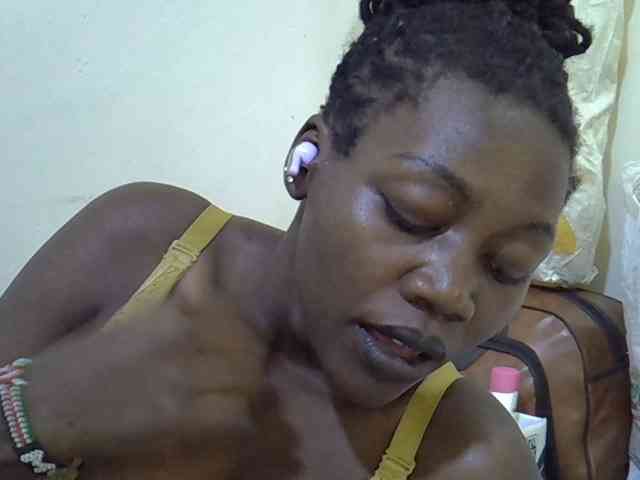 juicy-bella webcam