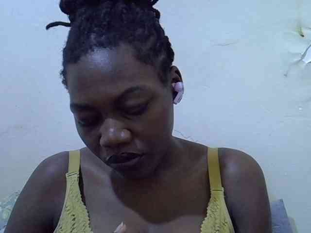juicy-bella webcam