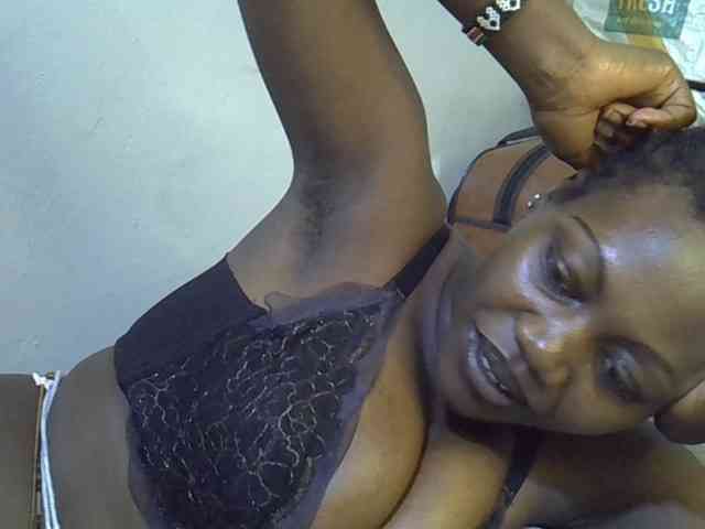 juicy-bella webcam