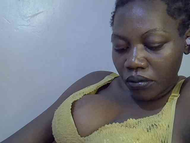 juicy-bella webcam