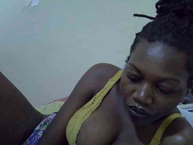 juicy-bella webcam