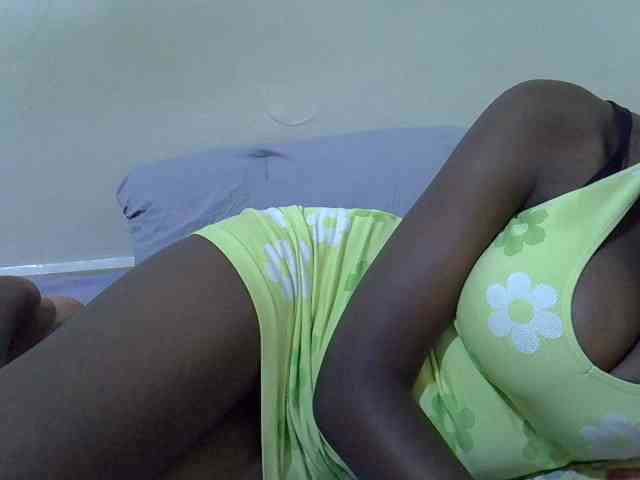 juicy-bella webcam