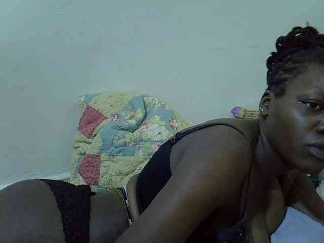 juicy-bella webcam