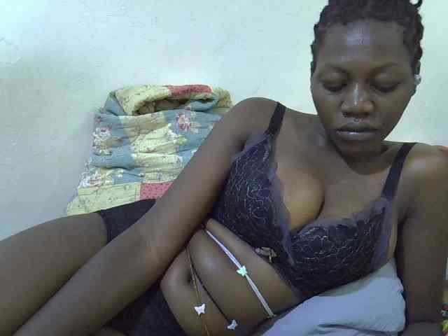 juicy-bella webcam