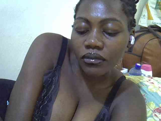 juicy-bella webcam
