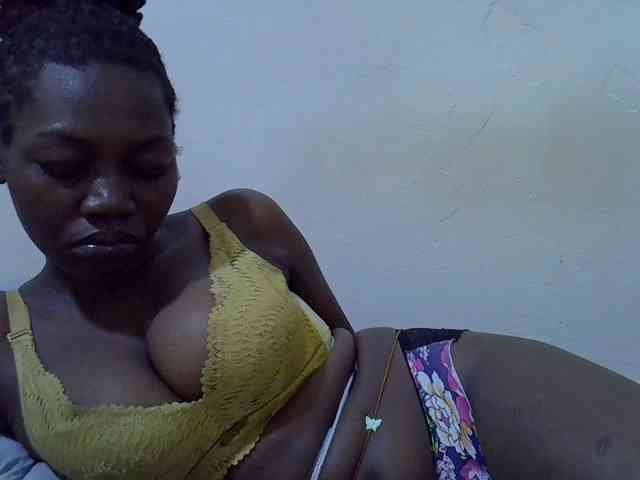 juicy-bella webcam
