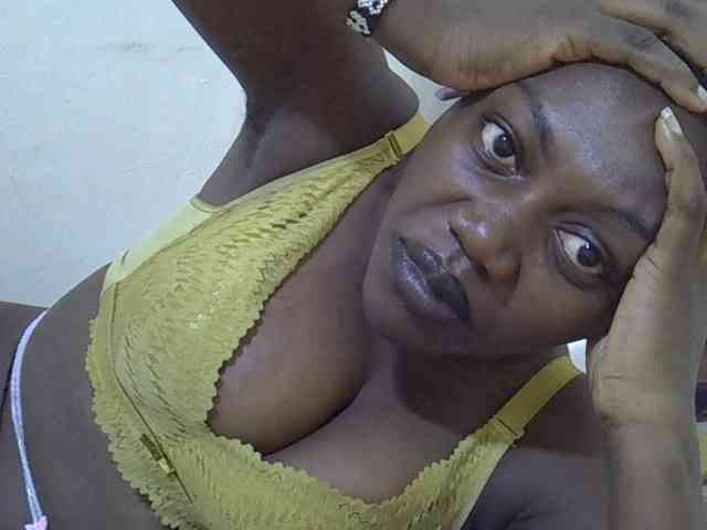 juicy-bella webcam