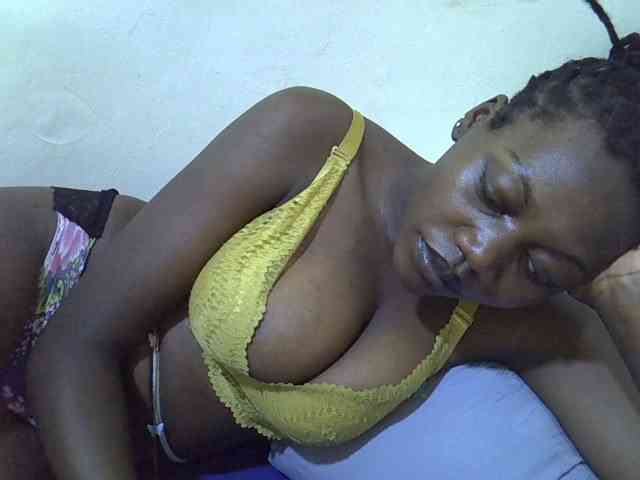 juicy-bella webcam