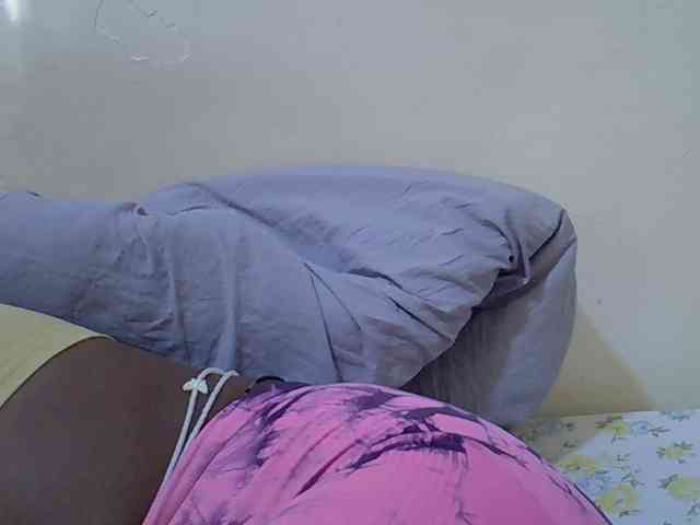 juicy-bella webcam