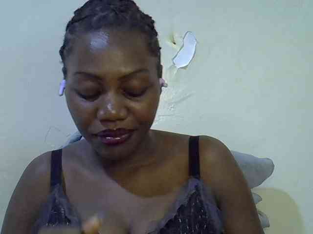 juicy-bella webcam