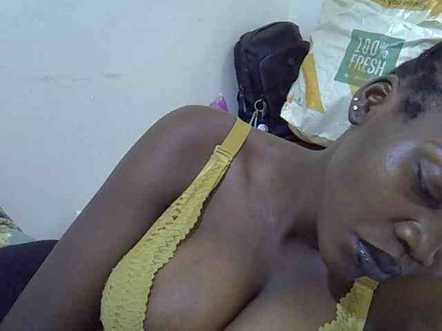 juicy-bella webcam
