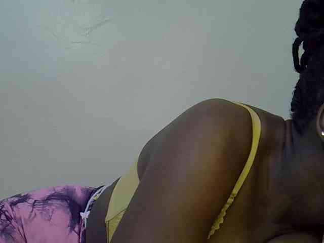 juicy-bella webcam