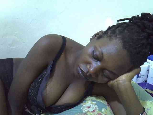 juicy-bella webcam