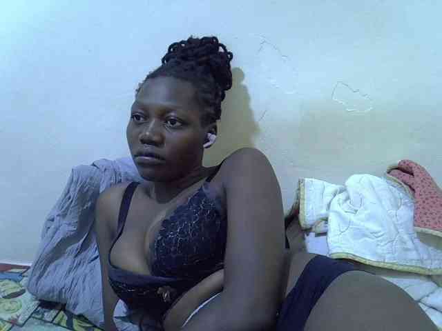 juicy-bella webcam