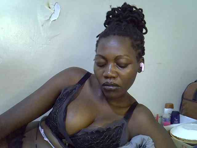 juicy-bella webcam