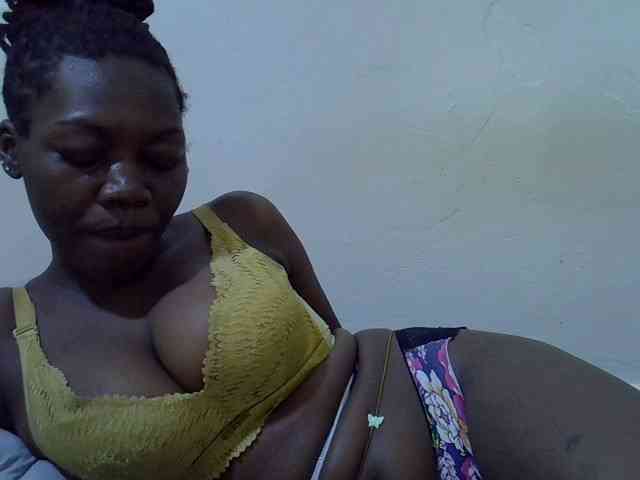 juicy-bella webcam
