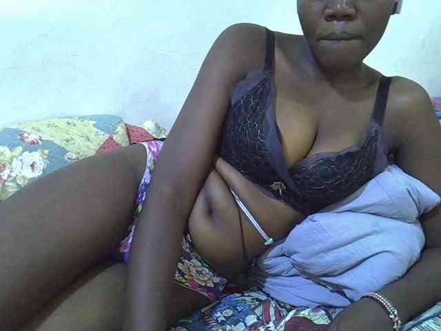 juicy-bella webcam