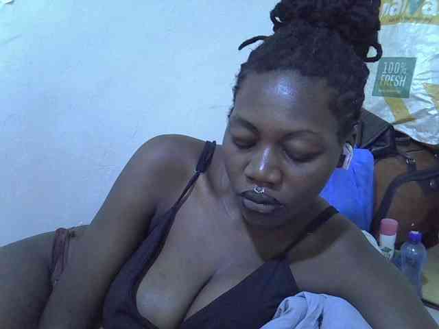 juicy-bella webcam