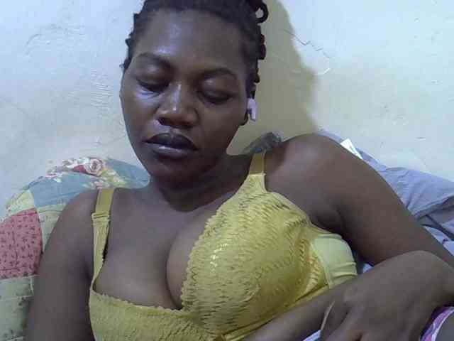juicy-bella webcam