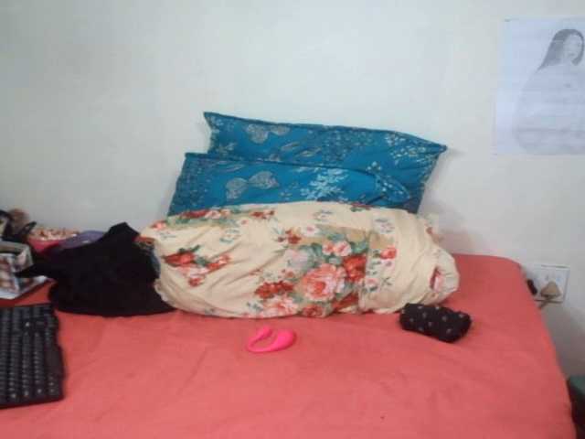 Chat with IndianFire00 live cam