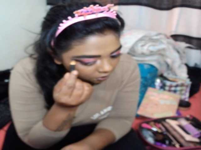 IndianFire00 live cam on BongaCams