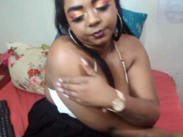 IndianFire00 live cam on BongaCams