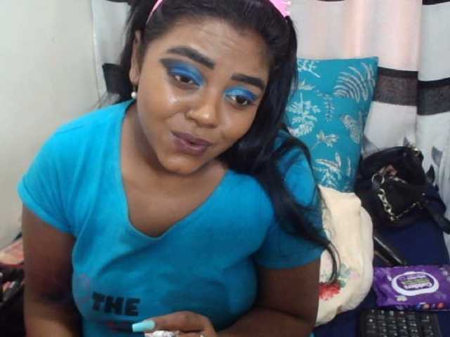 IndianFire00 live cam on BongaCams