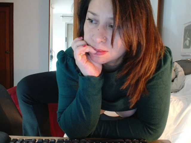 evaclark live cam on BongaCams