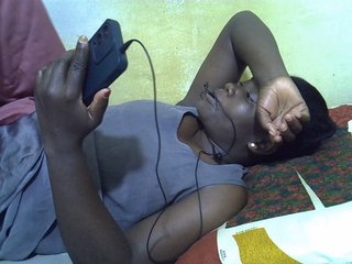 Pretty-doll's Live Webcam