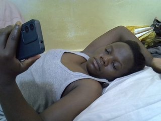 Pretty-doll's Live Webcam