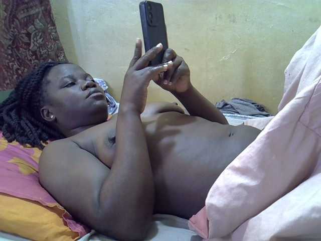 Pretty-doll live webcam show
