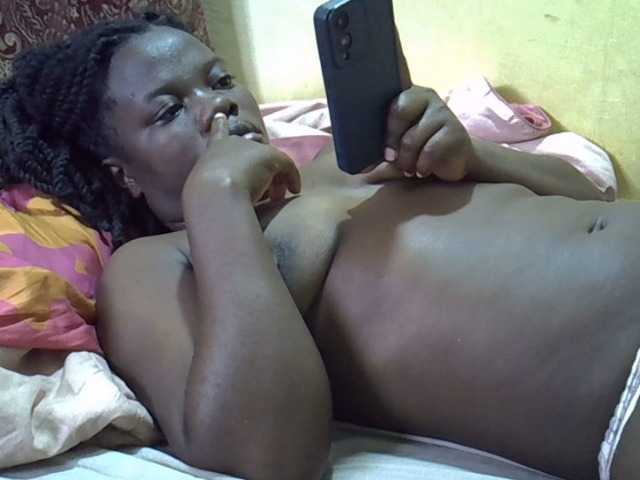 Pretty-doll live webcam show