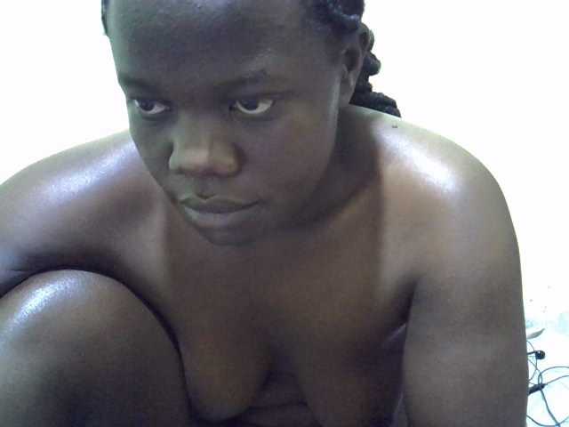 Pretty-doll live cam on BongaCams
